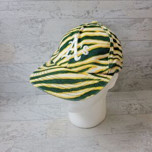 Vintage Oakland Athletics Zubaz Snapback Hat Cap Adult One Size MLB Green
